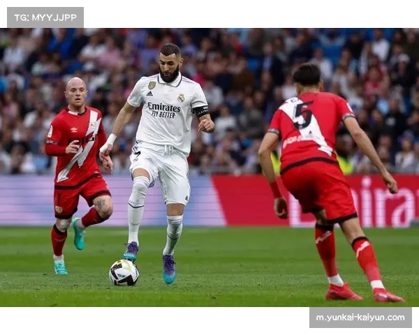 皇家马德里补时点球绝杀巴列卡诺 积分迫近巴萨至54分